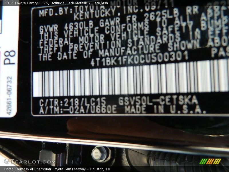 Attitude Black Metallic / Black/Ash 2012 Toyota Camry SE V6