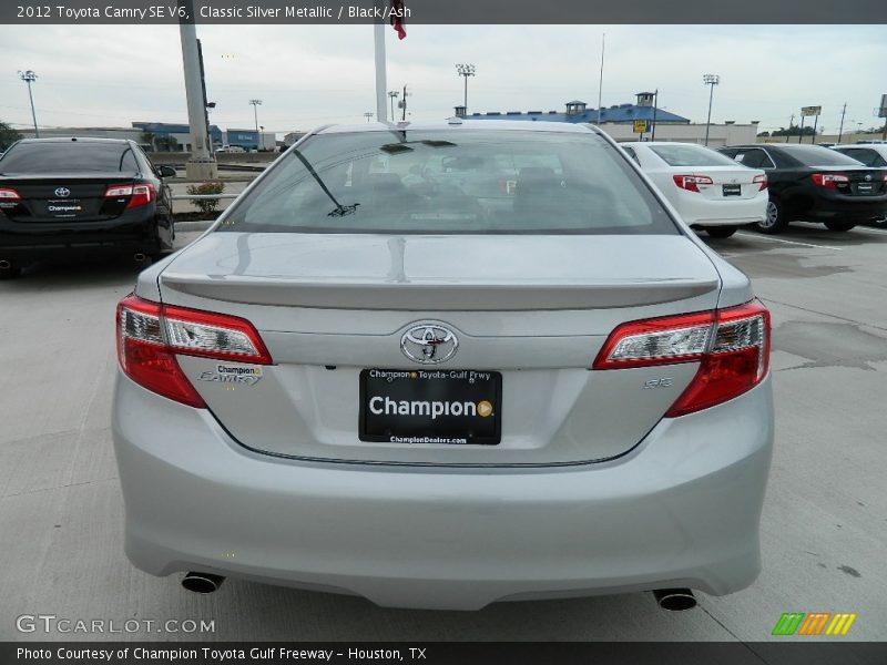 Classic Silver Metallic / Black/Ash 2012 Toyota Camry SE V6