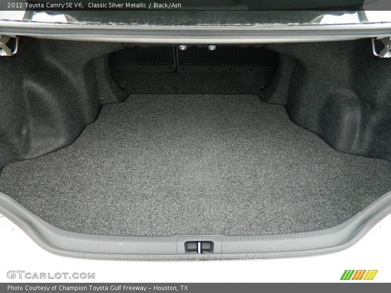 Classic Silver Metallic / Black/Ash 2012 Toyota Camry SE V6
