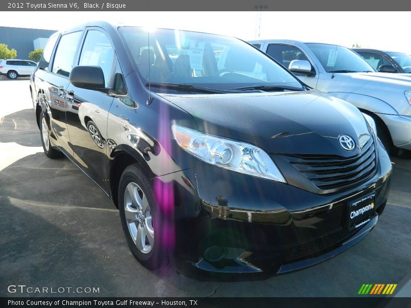 Black / Bisque 2012 Toyota Sienna V6