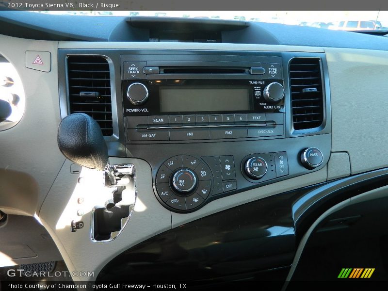 Black / Bisque 2012 Toyota Sienna V6