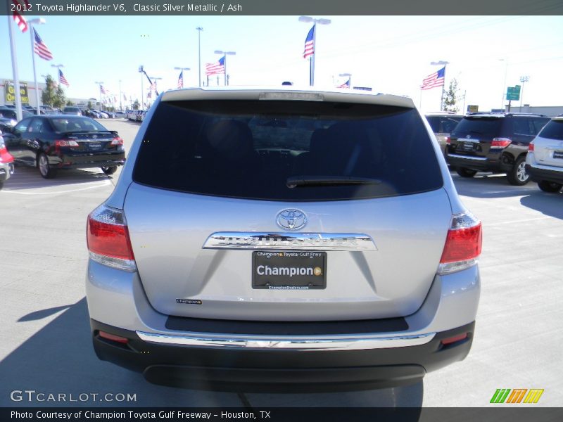 Classic Silver Metallic / Ash 2012 Toyota Highlander V6