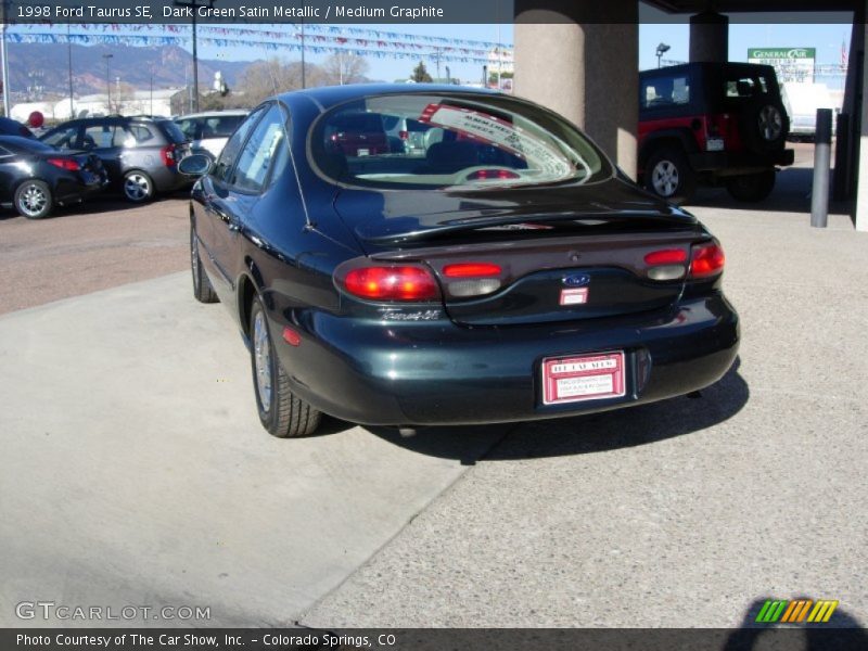 Dark Green Satin Metallic / Medium Graphite 1998 Ford Taurus SE