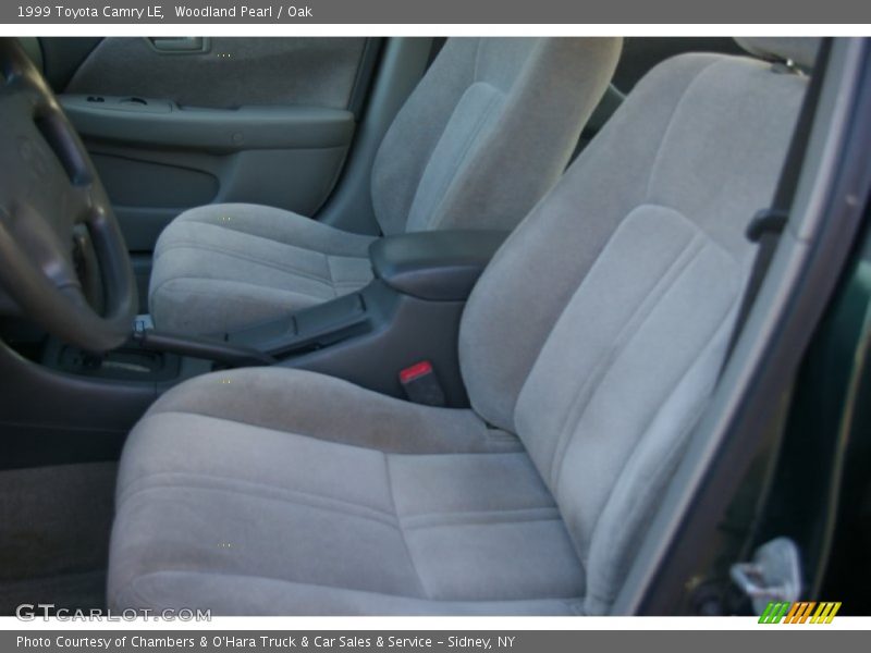 Woodland Pearl / Oak 1999 Toyota Camry LE