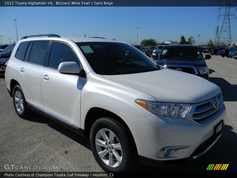 Blizzard White Pearl / Sand Beige 2012 Toyota Highlander V6