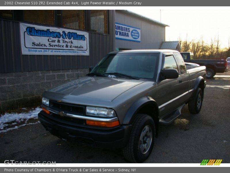 Light Pewter Metallic / Medium Gray 2002 Chevrolet S10 ZR2 Extended Cab 4x4