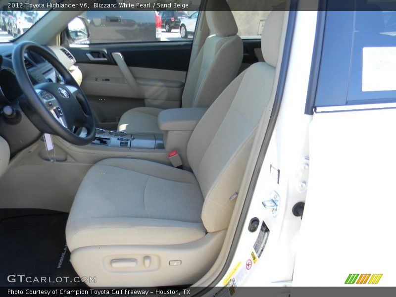 Blizzard White Pearl / Sand Beige 2012 Toyota Highlander V6