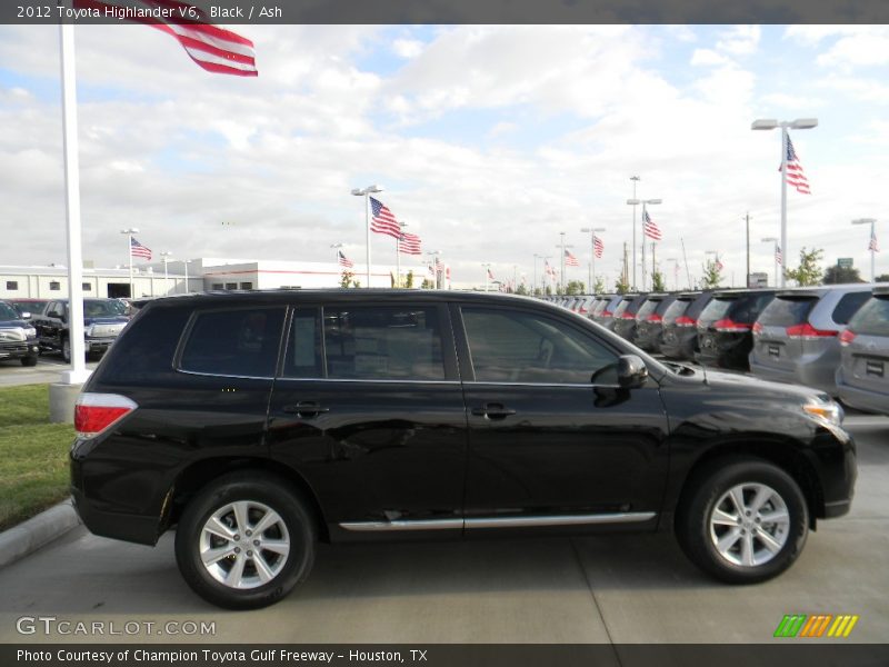 Black / Ash 2012 Toyota Highlander V6