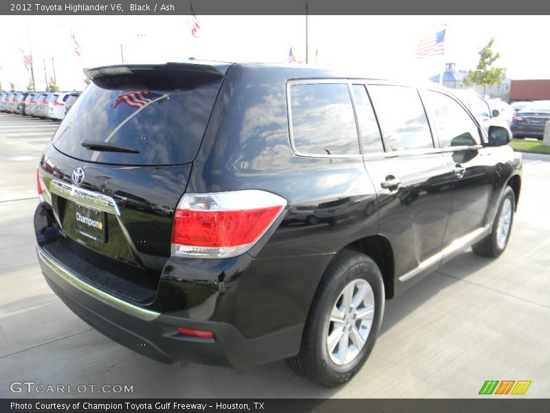 Black / Ash 2012 Toyota Highlander V6