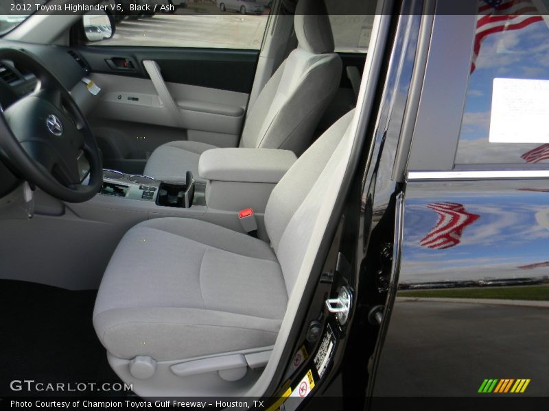 Black / Ash 2012 Toyota Highlander V6