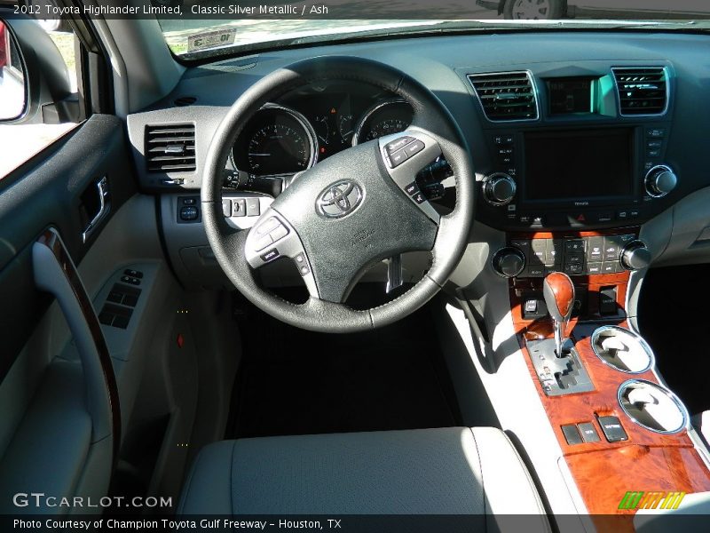 Classic Silver Metallic / Ash 2012 Toyota Highlander Limited