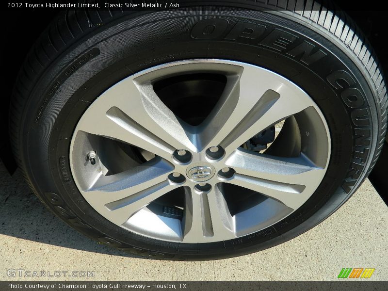 Classic Silver Metallic / Ash 2012 Toyota Highlander Limited