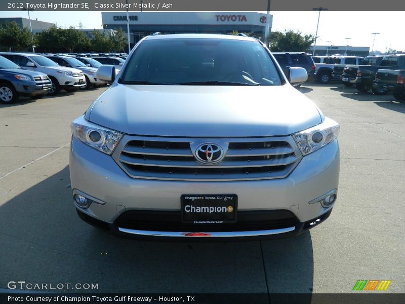 Classic Silver Metallic / Ash 2012 Toyota Highlander SE