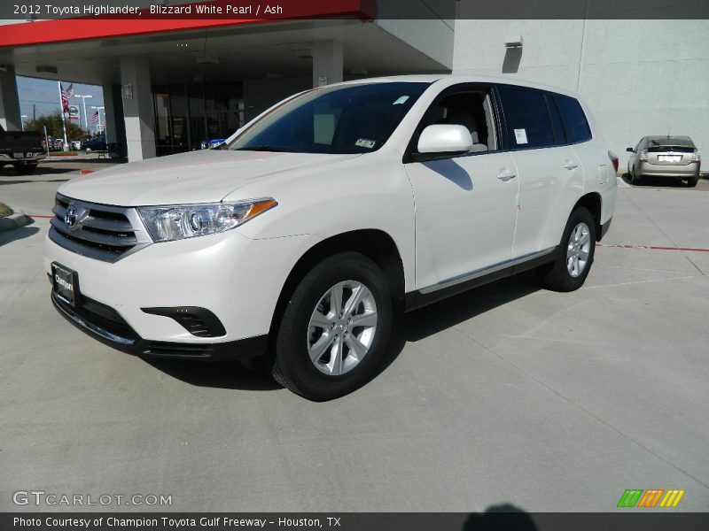 Blizzard White Pearl / Ash 2012 Toyota Highlander