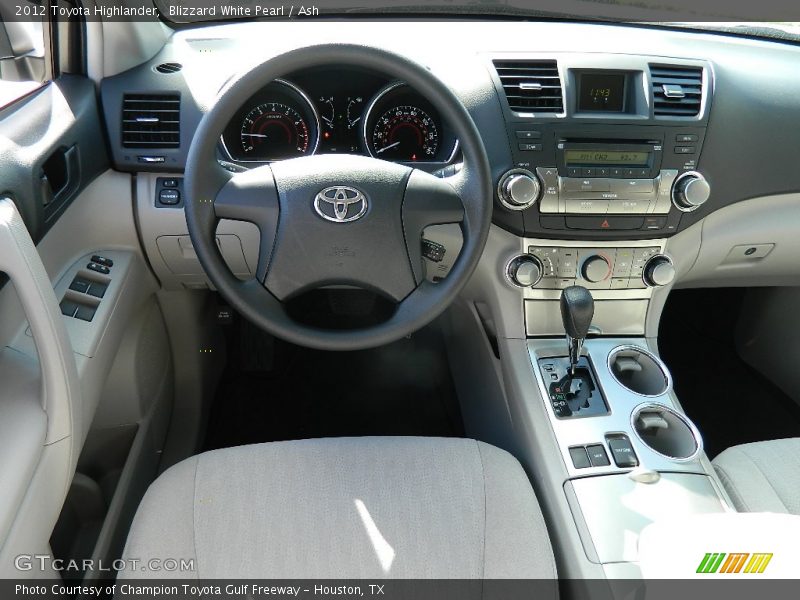 Blizzard White Pearl / Ash 2012 Toyota Highlander