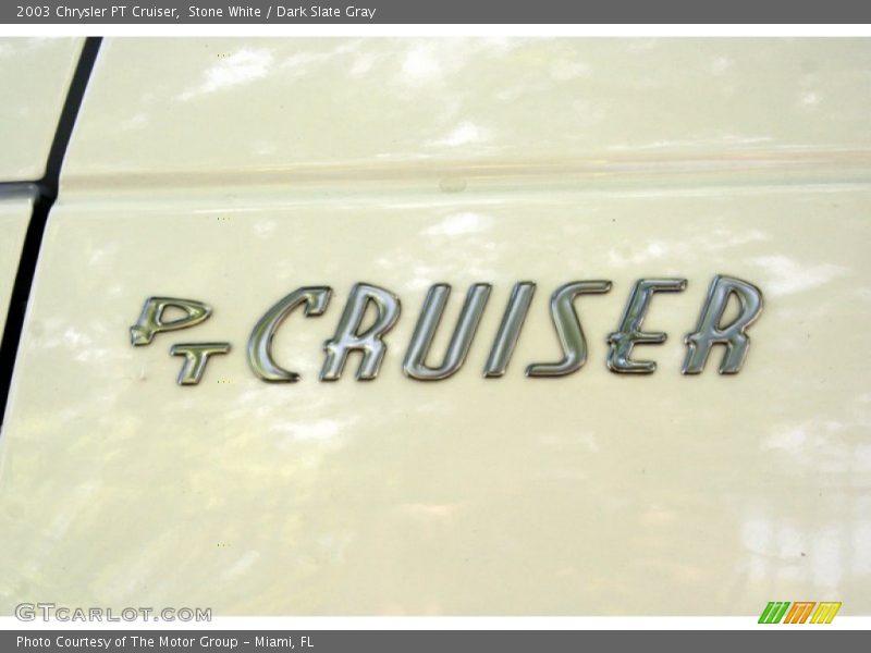Stone White / Dark Slate Gray 2003 Chrysler PT Cruiser