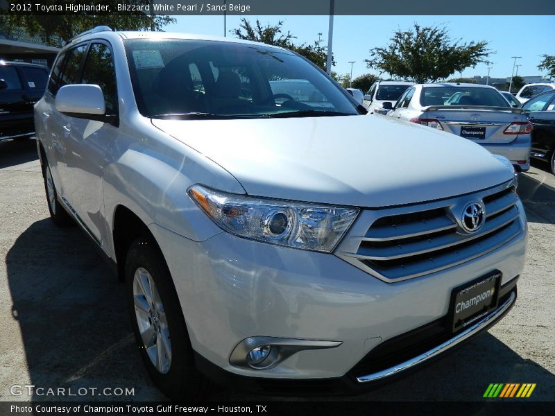 Blizzard White Pearl / Sand Beige 2012 Toyota Highlander