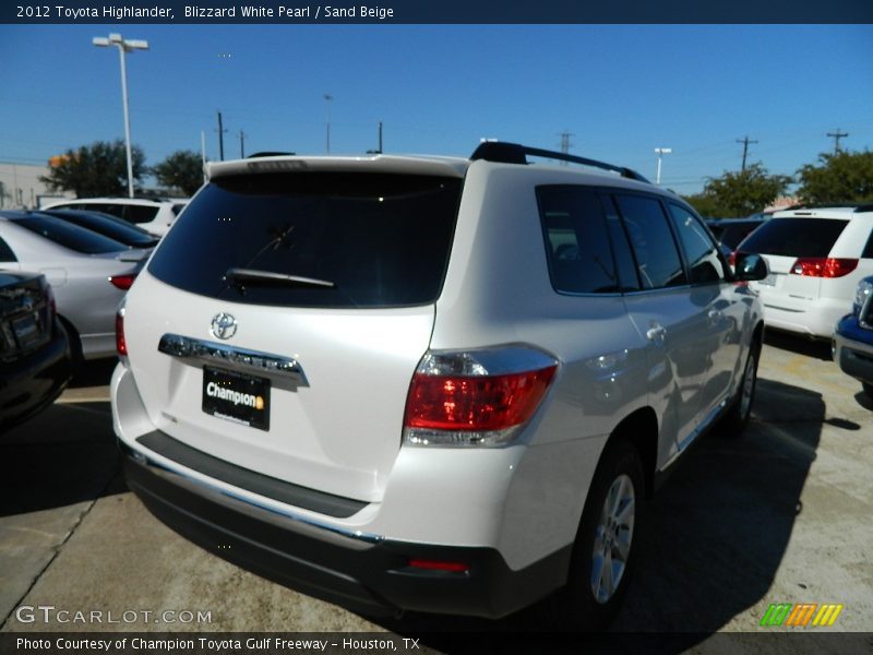 Blizzard White Pearl / Sand Beige 2012 Toyota Highlander
