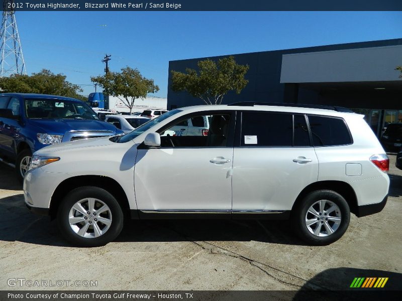 Blizzard White Pearl / Sand Beige 2012 Toyota Highlander