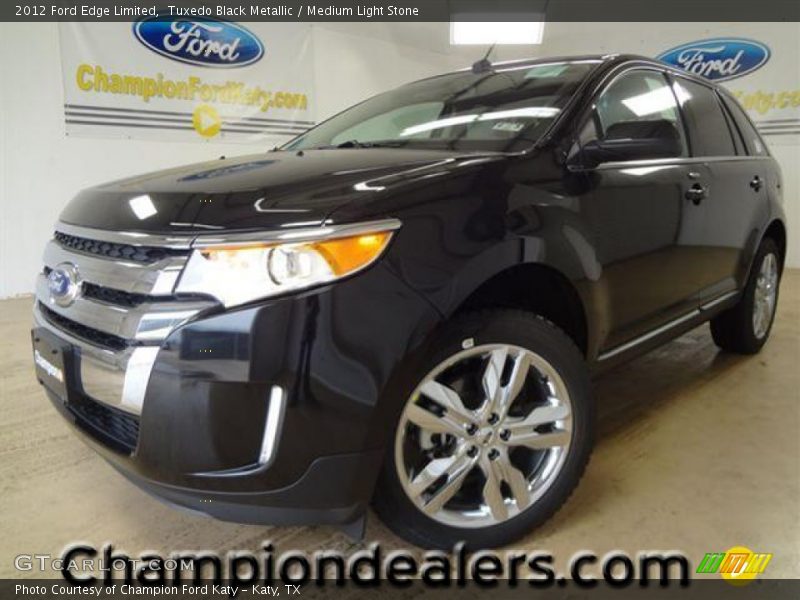 Tuxedo Black Metallic / Medium Light Stone 2012 Ford Edge Limited