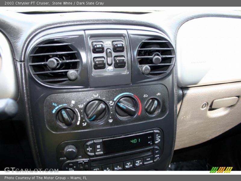 Stone White / Dark Slate Gray 2003 Chrysler PT Cruiser