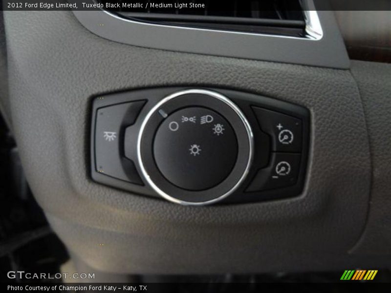 Tuxedo Black Metallic / Medium Light Stone 2012 Ford Edge Limited