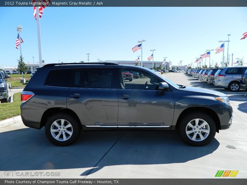 Magnetic Gray Metallic / Ash 2012 Toyota Highlander