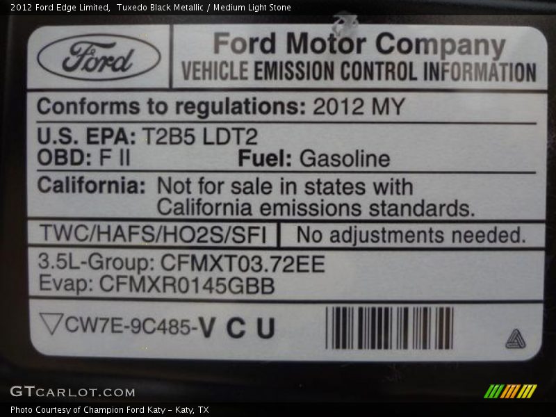 Tuxedo Black Metallic / Medium Light Stone 2012 Ford Edge Limited