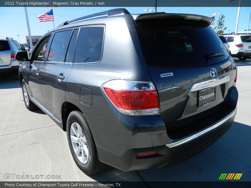 Magnetic Gray Metallic / Ash 2012 Toyota Highlander