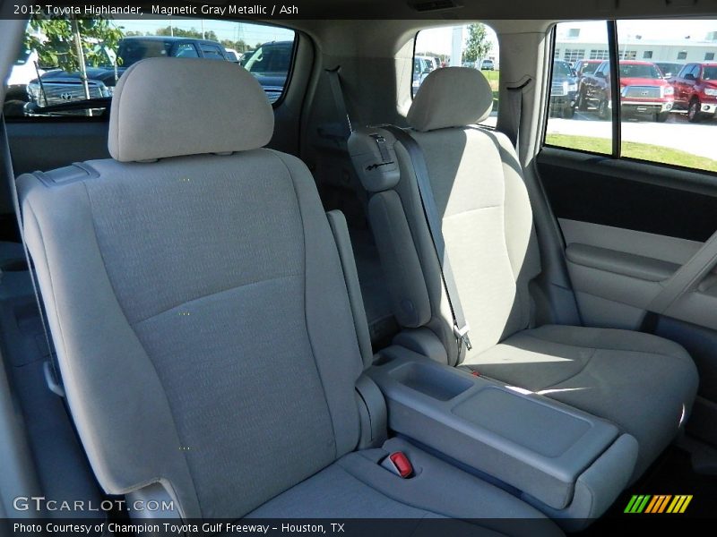 Magnetic Gray Metallic / Ash 2012 Toyota Highlander