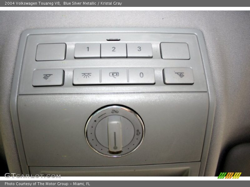 Blue Silver Metallic / Kristal Gray 2004 Volkswagen Touareg V8