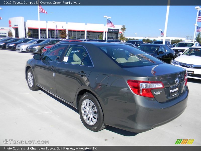 Cypress Green Pearl / Ivory 2012 Toyota Camry LE