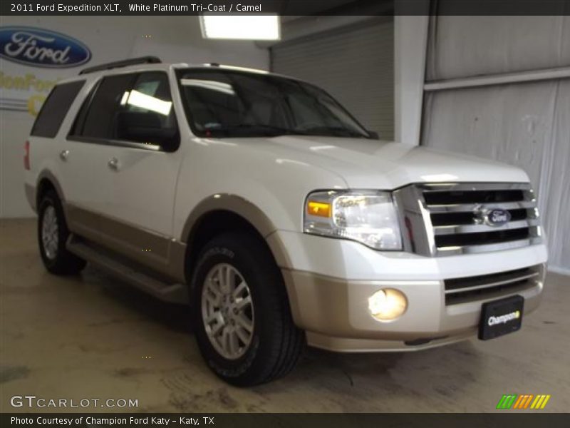 White Platinum Tri-Coat / Camel 2011 Ford Expedition XLT