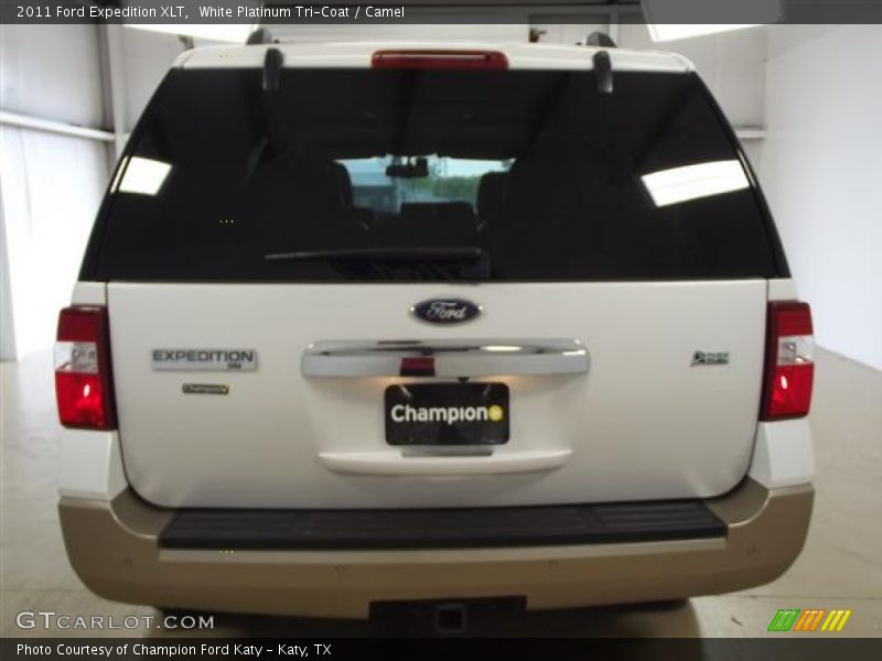 White Platinum Tri-Coat / Camel 2011 Ford Expedition XLT