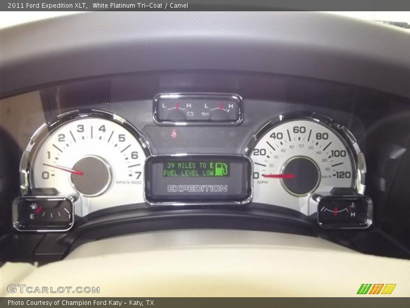 White Platinum Tri-Coat / Camel 2011 Ford Expedition XLT