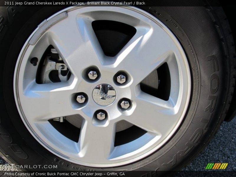  2011 Grand Cherokee Laredo X Package Wheel