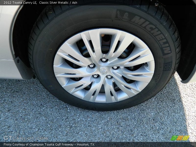 Classic Silver Metallic / Ash 2012 Toyota Camry LE