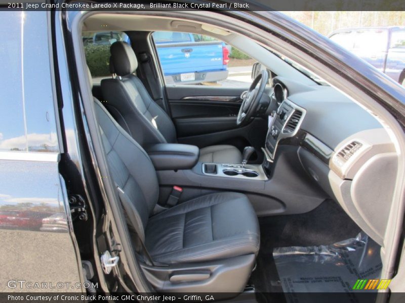 Brilliant Black Crystal Pearl / Black 2011 Jeep Grand Cherokee Laredo X Package