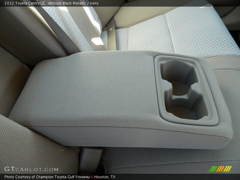 Attitude Black Metallic / Ivory 2012 Toyota Camry LE