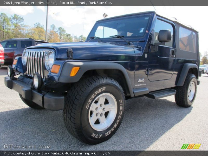 Patriot Blue Pearl / Dark Slate Gray 2004 Jeep Wrangler Unlimited 4x4