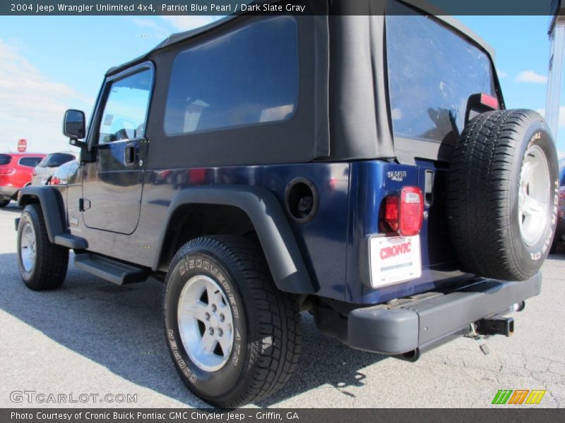 Patriot Blue Pearl / Dark Slate Gray 2004 Jeep Wrangler Unlimited 4x4