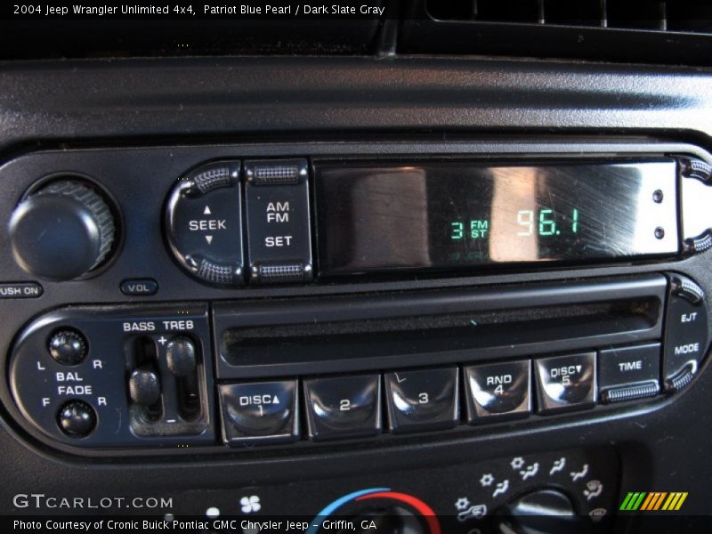Patriot Blue Pearl / Dark Slate Gray 2004 Jeep Wrangler Unlimited 4x4