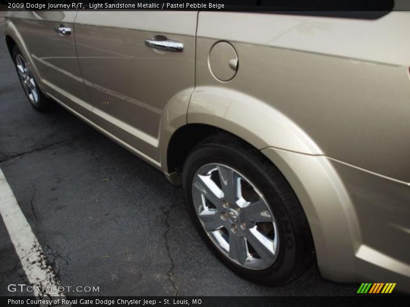 Light Sandstone Metallic / Pastel Pebble Beige 2009 Dodge Journey R/T