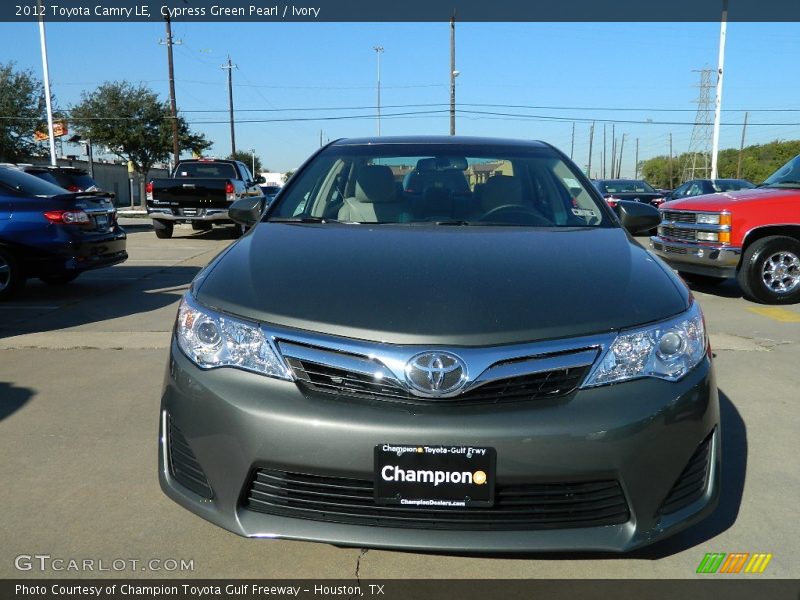 Cypress Green Pearl / Ivory 2012 Toyota Camry LE