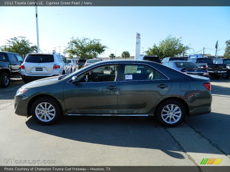 Cypress Green Pearl / Ivory 2012 Toyota Camry LE