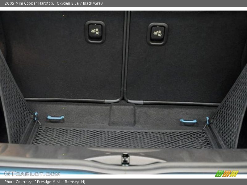 Oxygen Blue / Black/Grey 2009 Mini Cooper Hardtop