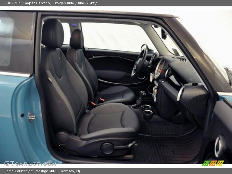 Oxygen Blue / Black/Grey 2009 Mini Cooper Hardtop