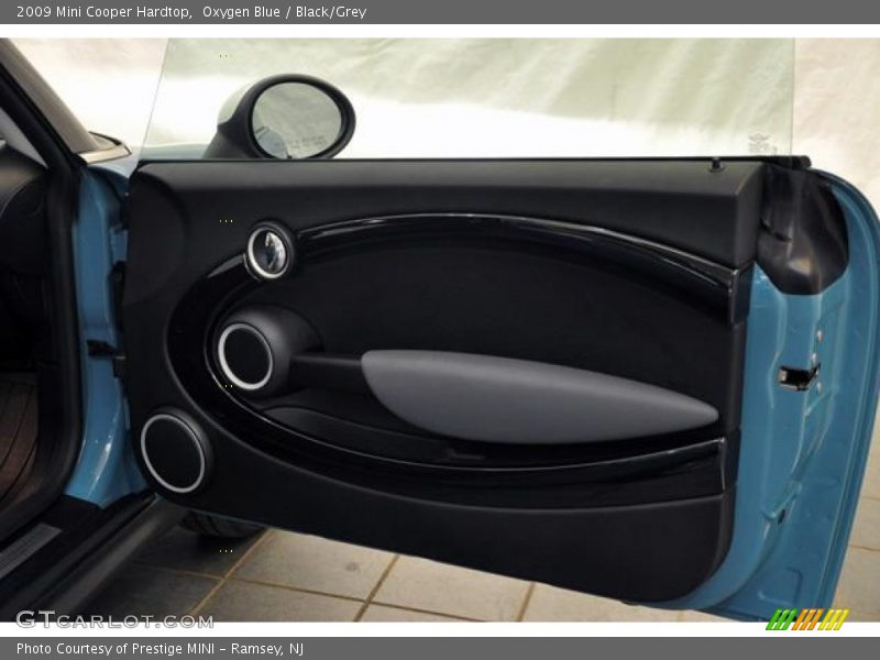 Oxygen Blue / Black/Grey 2009 Mini Cooper Hardtop