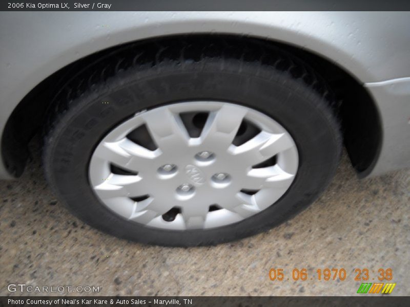 Silver / Gray 2006 Kia Optima LX