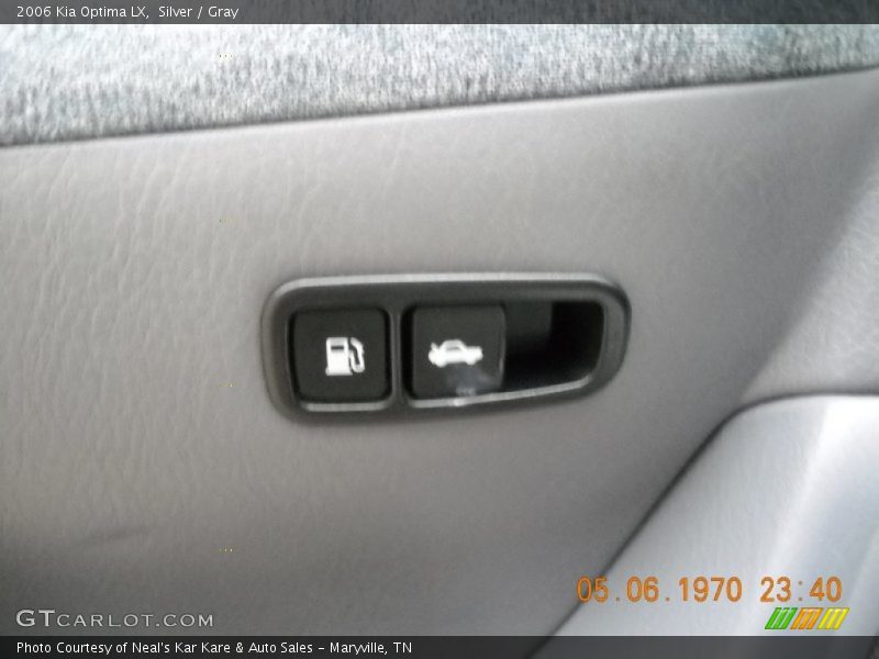 Silver / Gray 2006 Kia Optima LX